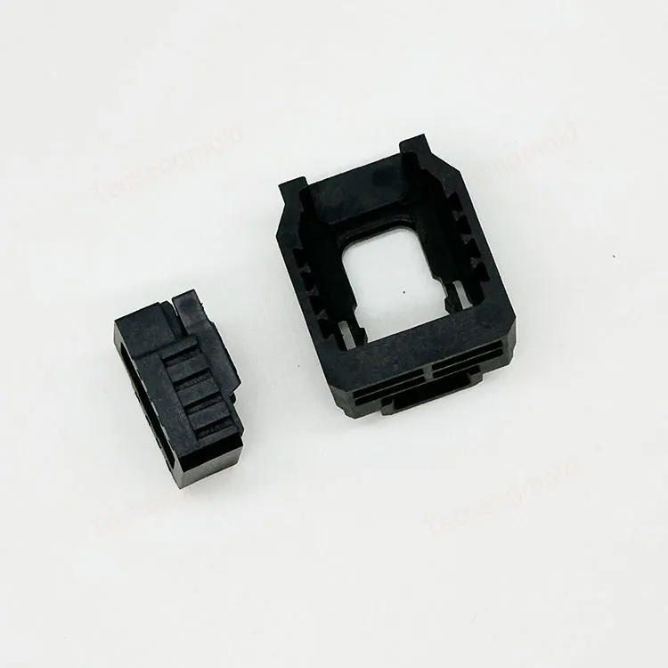 特诚科技PA66精密注塑件实拍 1